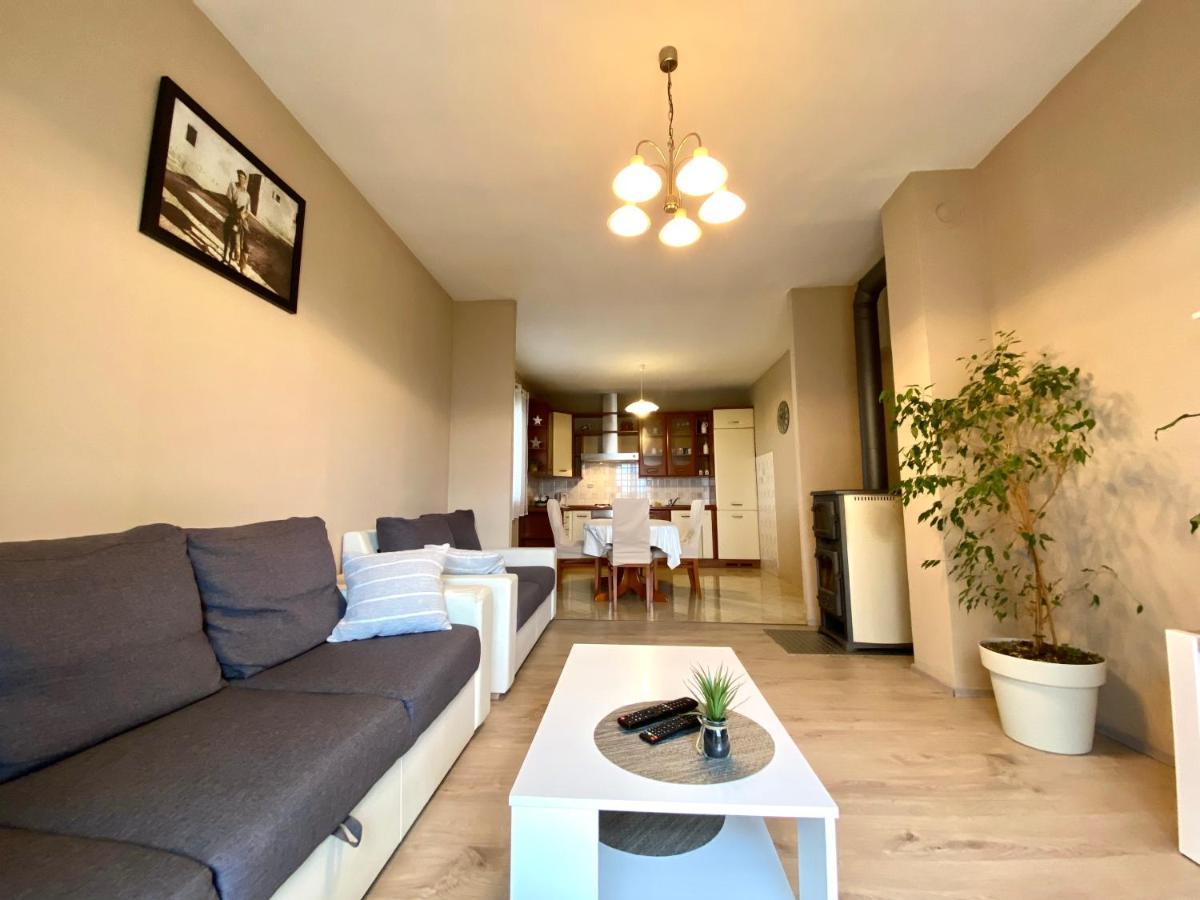 Apartment Marcella 1 Ljubač 外观 照片